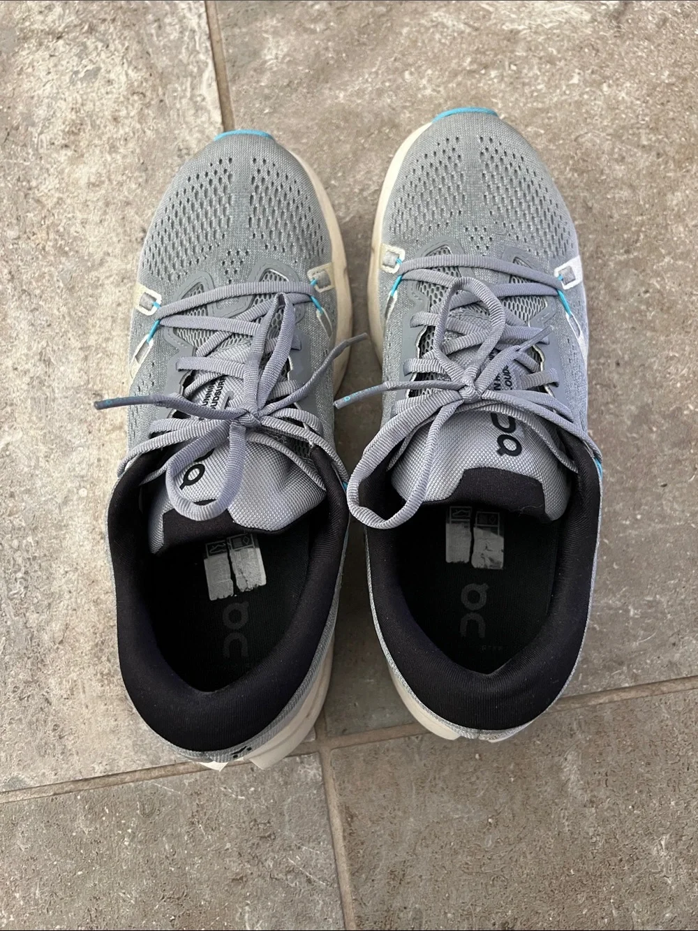 On Running Cloud Men’s Running Shoes